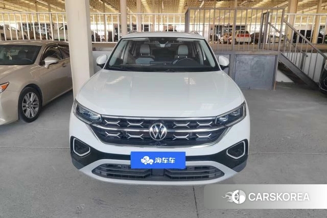 Volkswagen Tanyue 2023 Белый из Китая, фото 4