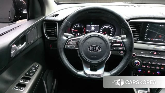 Kia Sportage The Bold 2021 Черный из Кореи, фото 4