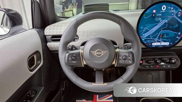 Mini Cooper S 4th Generation 2025 Белый из Кореи, фото 4