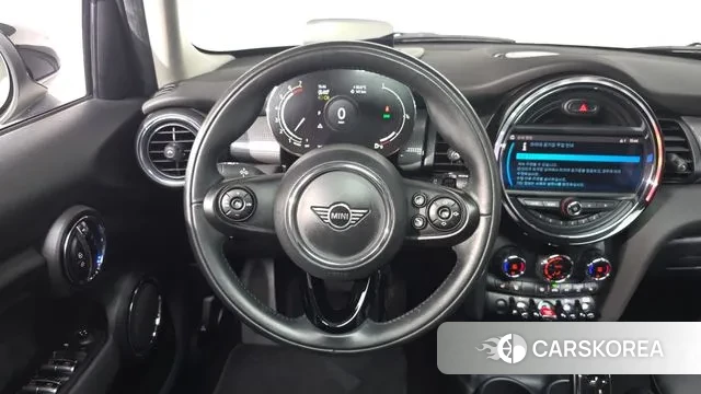 Mini Cooper 2021 Жемчужный цвет из Кореи, фото 4