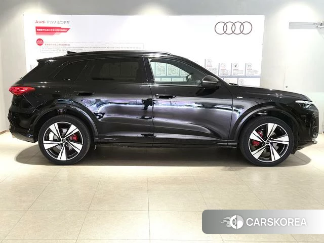Audi Q5L 2026 Черный из Китая, фото 4