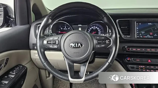 Kia The New Carnival 2018 Серый из Кореи, фото 4