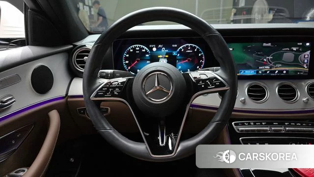Mercedes-Benz E-Class W213 2021 Белый из Кореи, фото 4