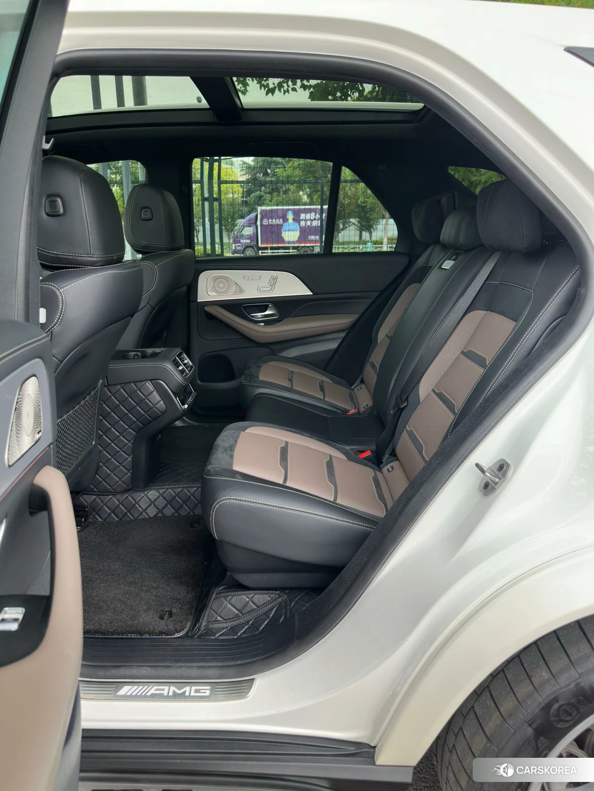 Mercedes-Benz GLE AMG 2023 Белый из Китая, фото 4