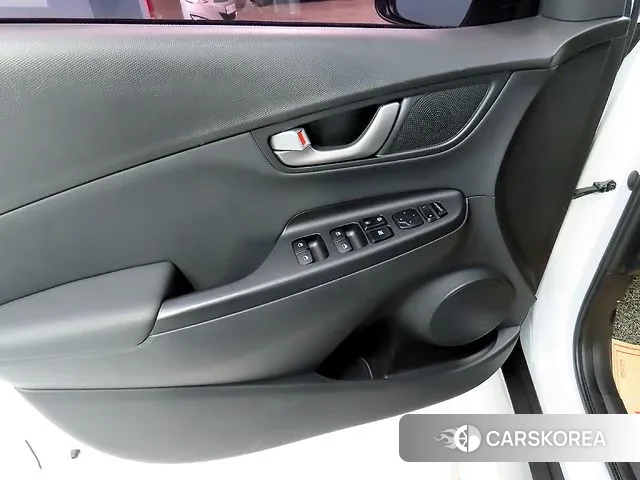 Hyundai Kona Hybrid 2019 Белый из Кореи, фото 4