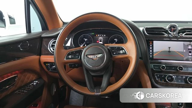 Bentley Bentayga 2022 Белый из Кореи, фото 4