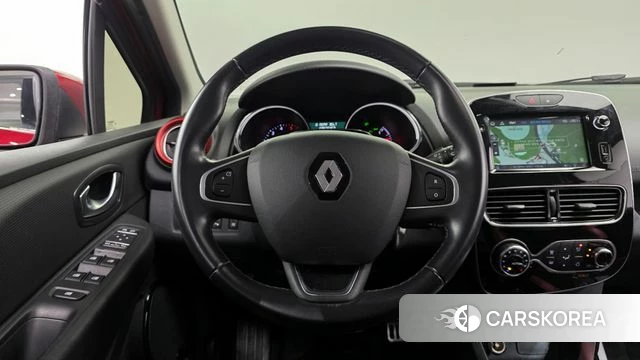 Renault Korea (Samsung) Clio 2018 Красный из Кореи, фото 4