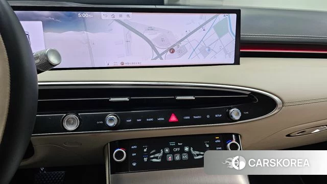 Genesis GV70 2025 Белый из Кореи, фото 4