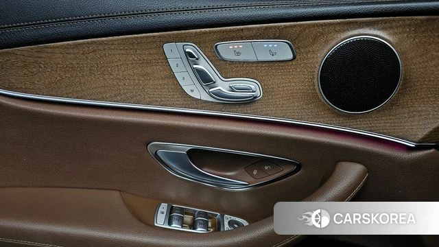 Mercedes-Benz E-Class W213 2022 Серебряный из Кореи, фото 4