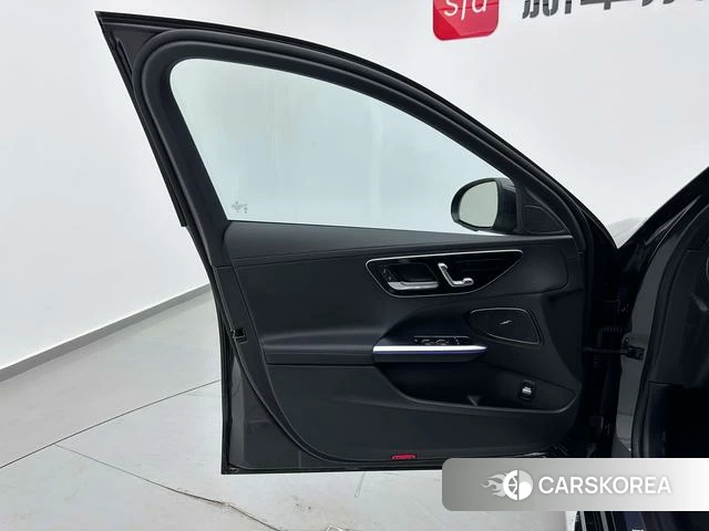 Mercedes-Benz Class C id 3908122 из Китая 4
