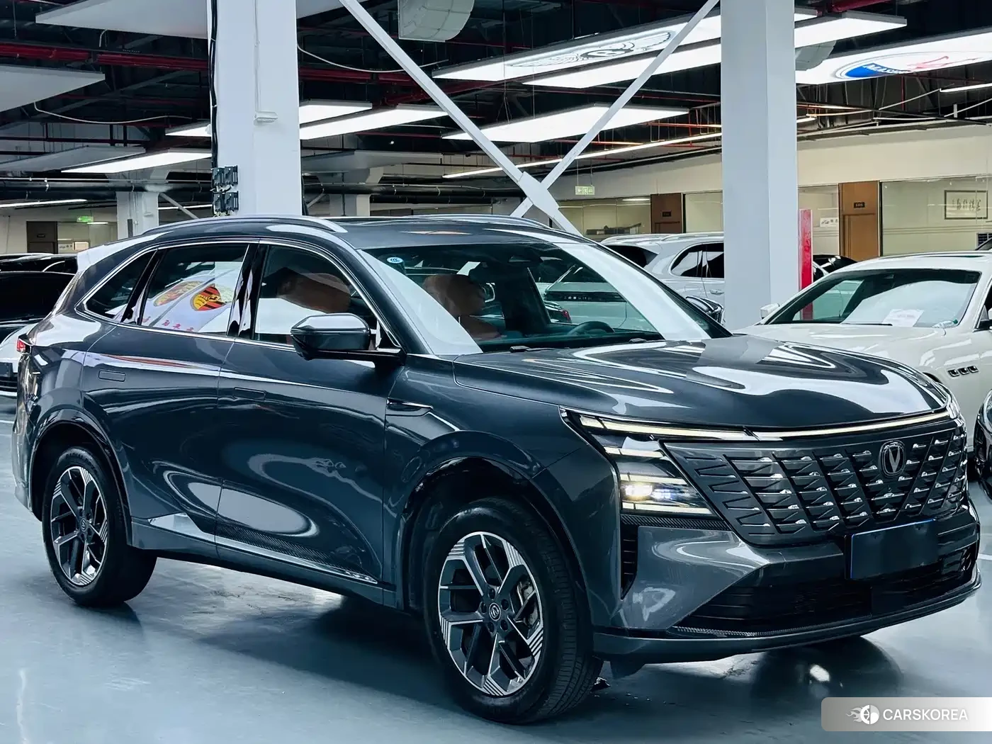 Chang'an CS75PLUS 2024 Silver/gray из Китая, фото 4