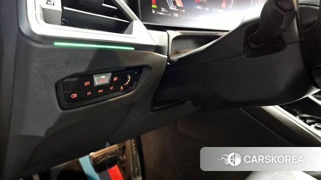 BMW 3 Series (G20) 2023 Светло-серебряный цвет из Кореи, фото 4