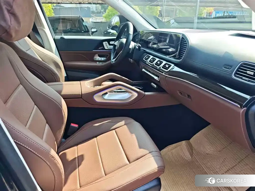 Mercedes-Benz GLE (imported) 2026 Черный из Китая, фото 4