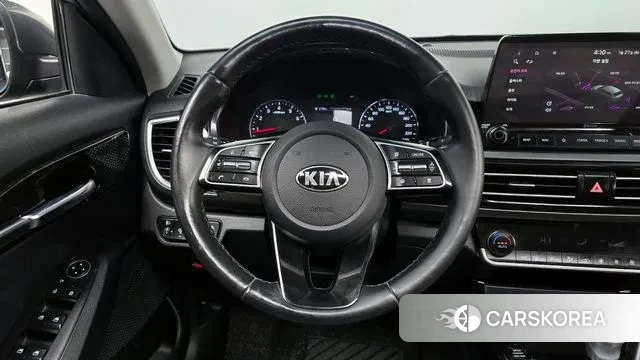 Kia Seltos 2021 Серый из Кореи, фото 4