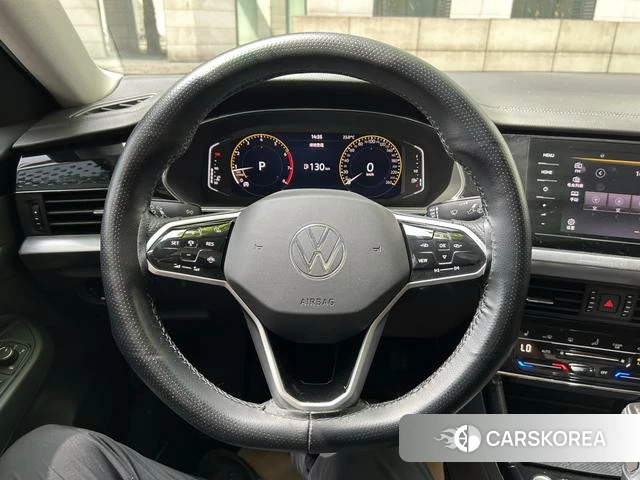 Volkswagen Passat 2022 Черный из Китая, фото 4