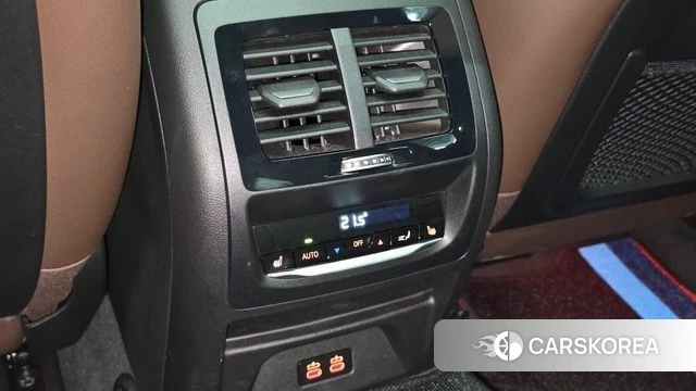 BMW X4 (G02) 2025 Небесно-голубой из Кореи, фото 4