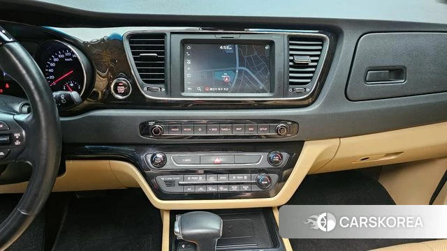 Kia The New Carnival 2018 Белый из Кореи, фото 4