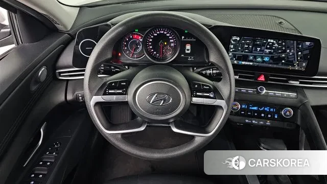 Hyundai Avante (CN7) 2022 Серебристо-серый из Кореи, фото 4