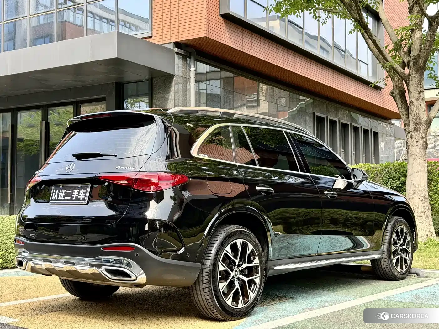 Mercedes-Benz GLC 2023 Черный из Китая, фото 4