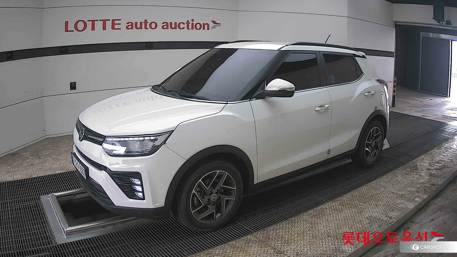 SsangYong Tivoli 2022 Grand White из Кореи, фото 4