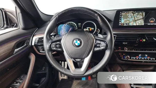 BMW 5 Series (G30) 2018 Серый из Кореи, фото 4