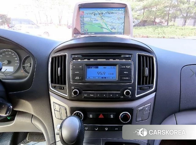 Hyundai The New Grand Starex 2019 Серебристо-серый из Кореи, фото 4