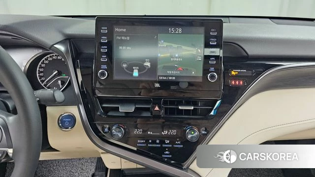 Toyota Camry (XV70) 2024 Белый из Кореи, фото 4