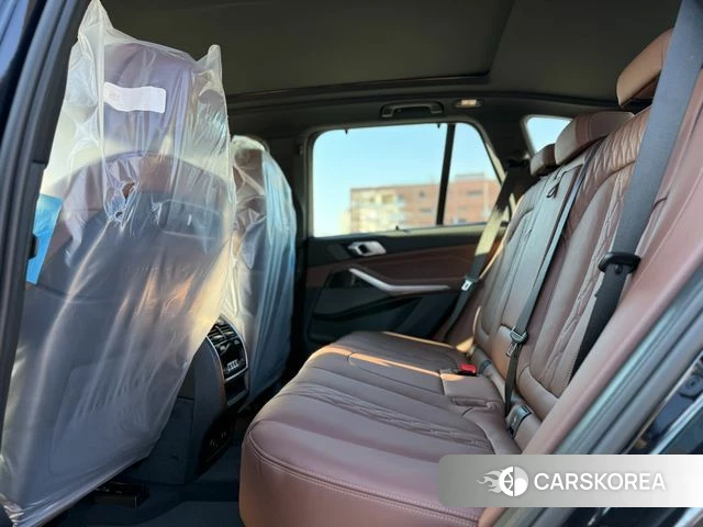 BMW X5 (G05) 2025 Черный из Кореи, фото 4