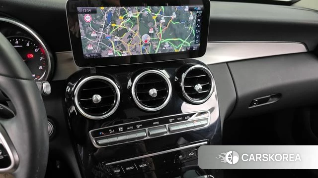 Mercedes-Benz C-Class W205 2020 Песочный из Кореи, фото 4