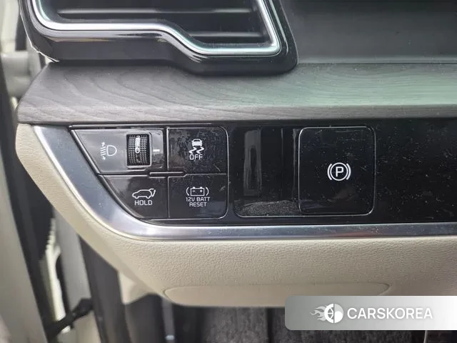 Kia Sportage 5th Generation Hybrid 2023 Белый из Кореи, фото 4