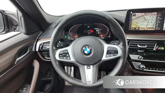 BMW 5 Series (G30) 2020 Серый из Кореи, фото 4