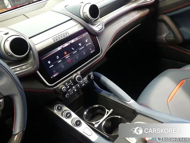 Ferrari GTC4 Russo 2018 Красный из Кореи, фото 4