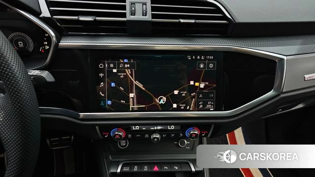 Audi Q3 (F3) 2023 Черный из Кореи, фото 4