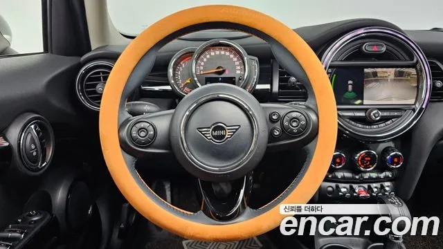 Mini Cooper 2019 Жемчужный цвет из Кореи, фото 4
