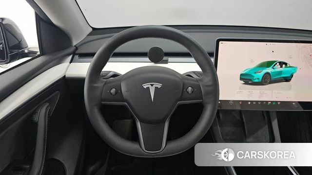 Tesla Model Y 2023 Черный из Кореи, фото 4