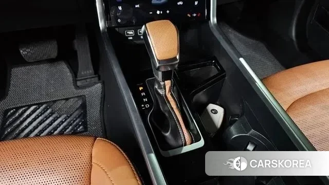 Ssangyong Torres 2022 Черный из Кореи, фото 4