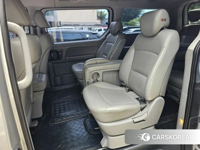 Hyundai The New Grand Starex 2018 Серебряный из Кореи, фото 4