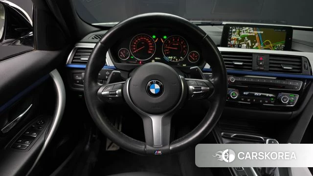 BMW 3 Series (F30) 2018 Белый из Кореи, фото 4