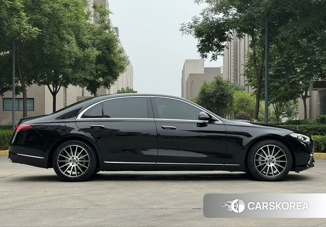 Mercedes-Benz S-class 2022 Черный из Китая, фото 4