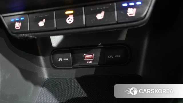 Kia Sportage The Bold 2018 Белый из Кореи, фото 4