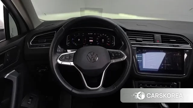 Volkswagen Tiguan second Generation 2021 Белый из Кореи, фото 4