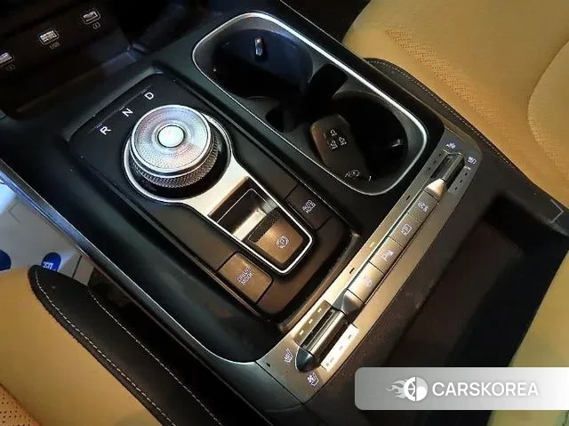 Kia Carnival 4th generation id 3646110 из Кореи 4