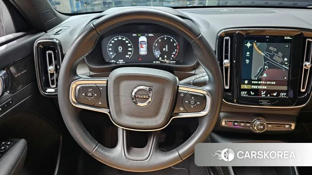 Volvo XC40 2021 Белый из Кореи, фото 4