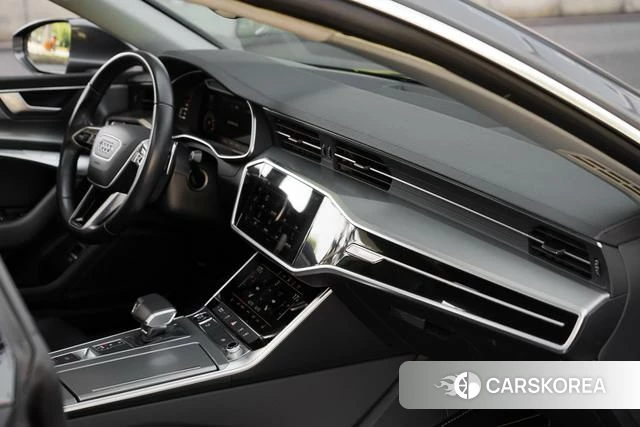 Audi A7 2021 Серебристо-серый из Китая, фото 4