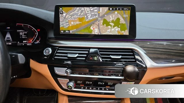 BMW 5 Series (G30) 2021 Белый из Кореи, фото 4