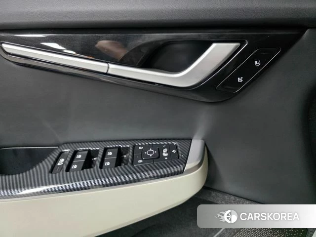 Kia EV6 2024 Белый из Кореи, фото 4