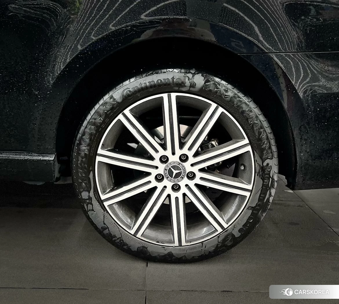 Mercedes-Benz V-class 2022 Черный из Китая, фото 4