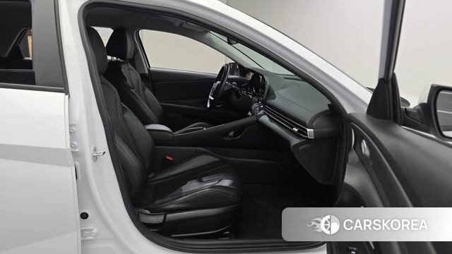 Hyundai Avante (CN7) 2022 Белый из Кореи, фото 4