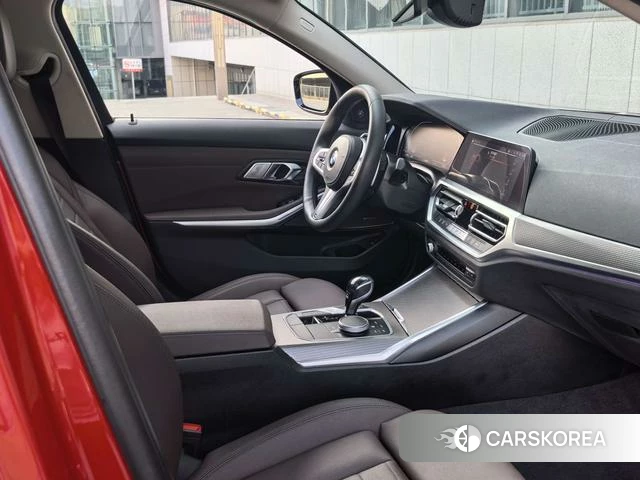 BMW 3 series 2021 Красный из Китая, фото 4