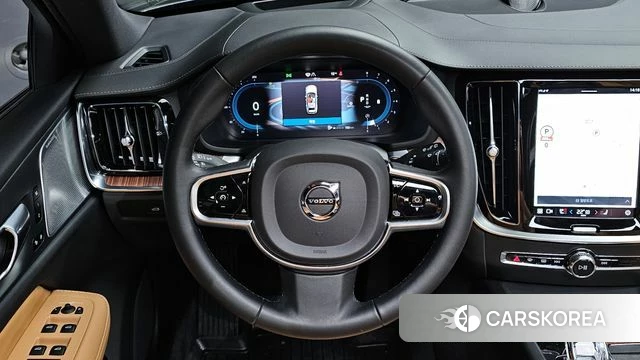 Volvo V60 Cross-Country 2nd Generation 2023 Синий из Кореи, фото 4